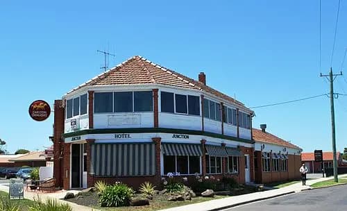 Allansford to Melbourne Airport (MEL) | Reliable Airport Transfer