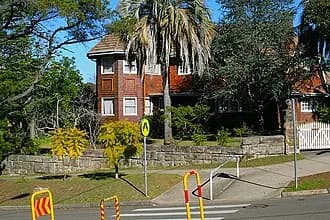 Cheltenham to Sydney Airport (SYD) | Reliable Airport Transfer