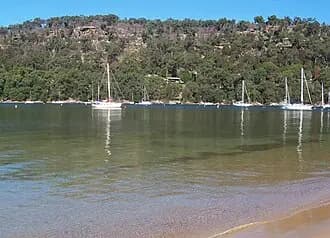 Coasters Retreat to Sydney Airport (SYD) | Reliable Airport Transfer