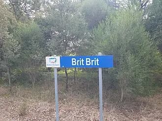 Brit Brit to Melbourne Airport (MEL) | Reliable Airport Transfer
