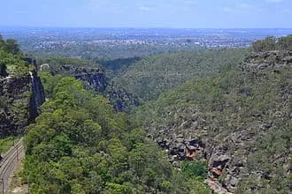 Lapstone to Sydney Airport (SYD) | Reliable Airport Transfer