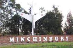 Minchinbury to Sydney Airport (SYD) | Reliable Airport Transfer