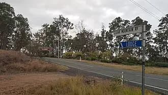 Clear Mountain to Brisbane Airport (BNE) | Reliable Airport Transfer