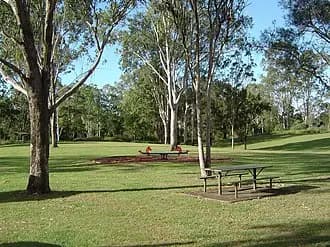 South Maclean to Brisbane Airport (BNE) | Reliable Airport Transfer
