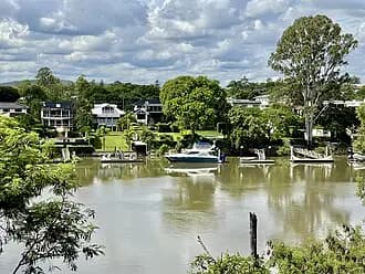 Yeronga to Brisbane Airport (BNE) | Reliable Airport Transfer