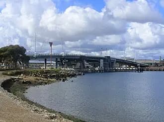 Birkenhead to Adelaide Airport (ADL) | Reliable Airport Transfer
