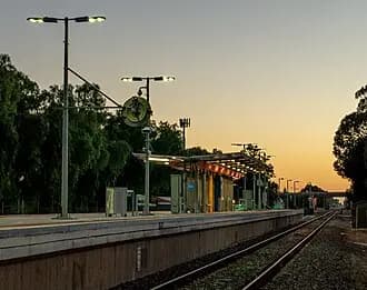 Evanston to Adelaide Airport (ADL) | Reliable Airport Transfer