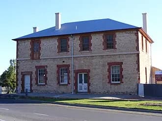 Goolwa to Adelaide Airport (ADL) | Reliable Airport Transfer