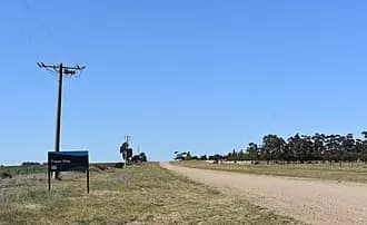 Fraser Rise to Melbourne Airport (MEL) | Reliable Airport Transfer