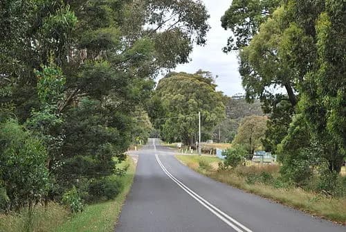 Ashbourne to Melbourne Airport (MEL) | Reliable Airport Transfer