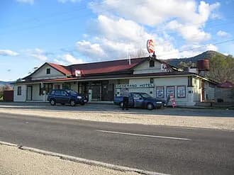 Dederang to Melbourne Airport (MEL) | Reliable Airport Transfer