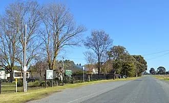 Dhurringile to Melbourne Airport (MEL) | Reliable Airport Transfer