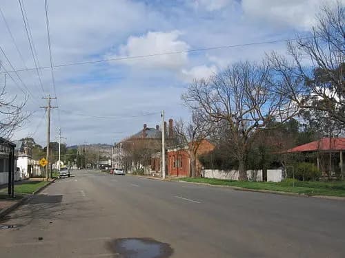 Avenel to Melbourne Airport (MEL) | Reliable Airport Transfer