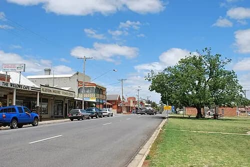Avoca to Melbourne Airport (MEL) | Reliable Airport Transfer