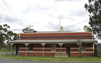 Epsom to Melbourne Airport (MEL) | Reliable Airport Transfer