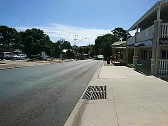 Gembrook to Melbourne Airport (MEL) | Reliable Airport Transfer