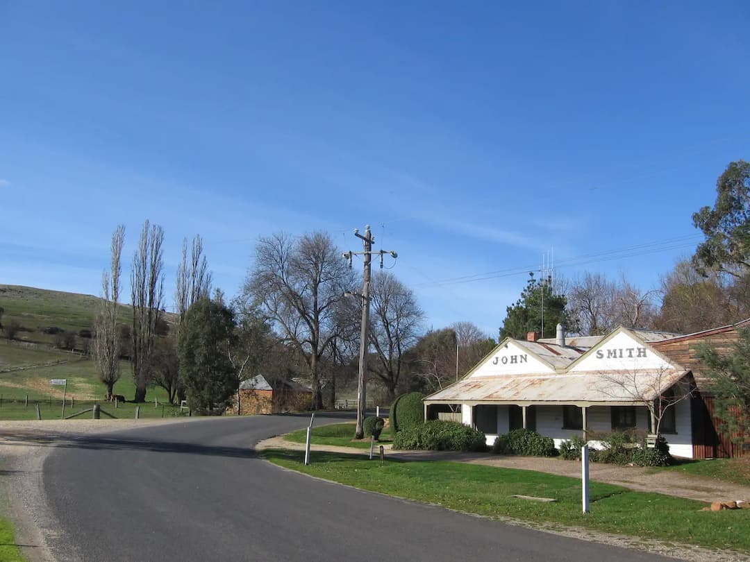 Yapeen to Melbourne Airport (MEL) | Reliable Airport Transfer