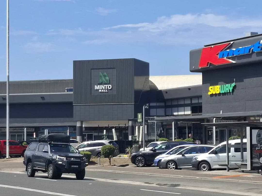 Minto to Melbourne Airport (MEL) | Reliable Airport Transfer