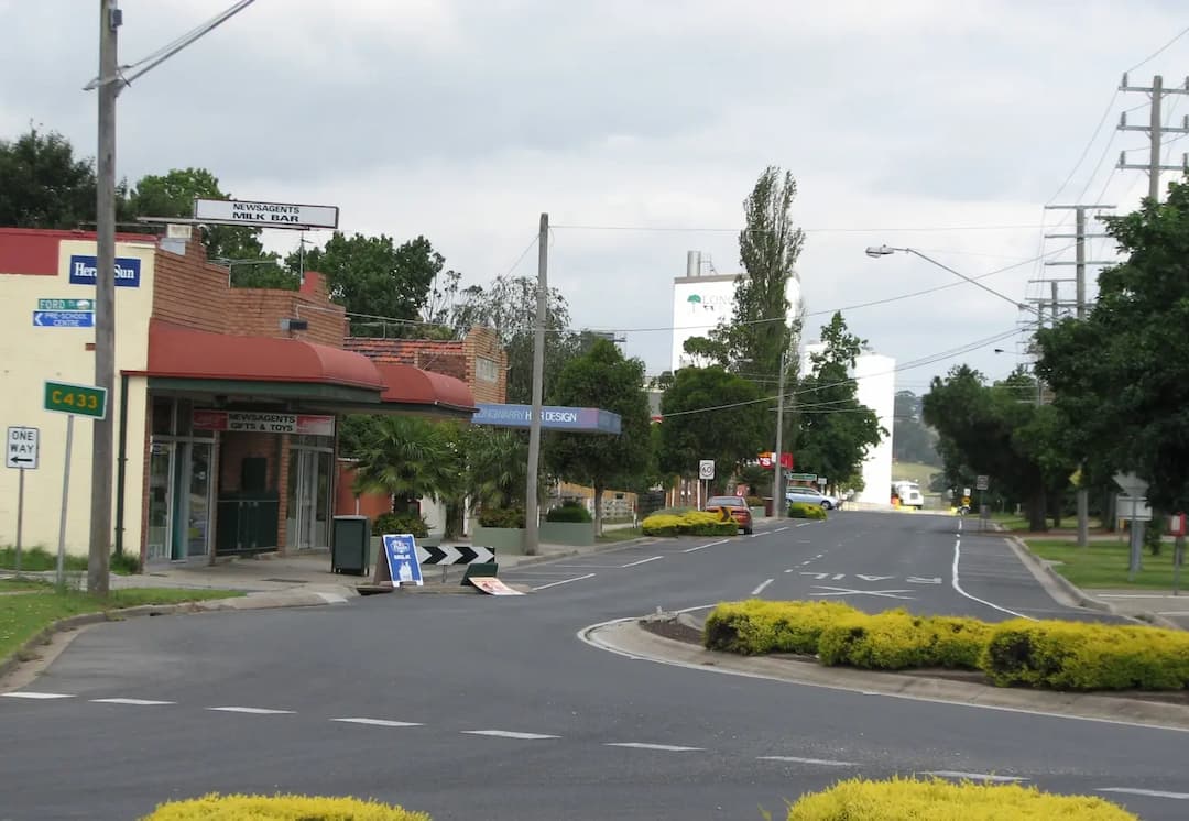 Longwarry North to Melbourne Airport (MEL) | Reliable Airport Transfer