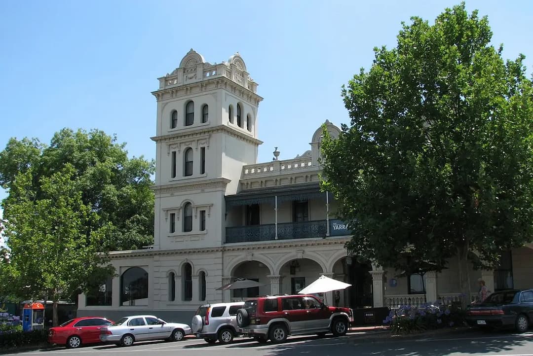 Yarra Glen to Melbourne Airport (MEL) | Reliable Airport Transfer