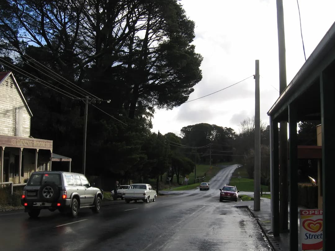 Trentham to Melbourne Airport (MEL) | Reliable Airport Transfer