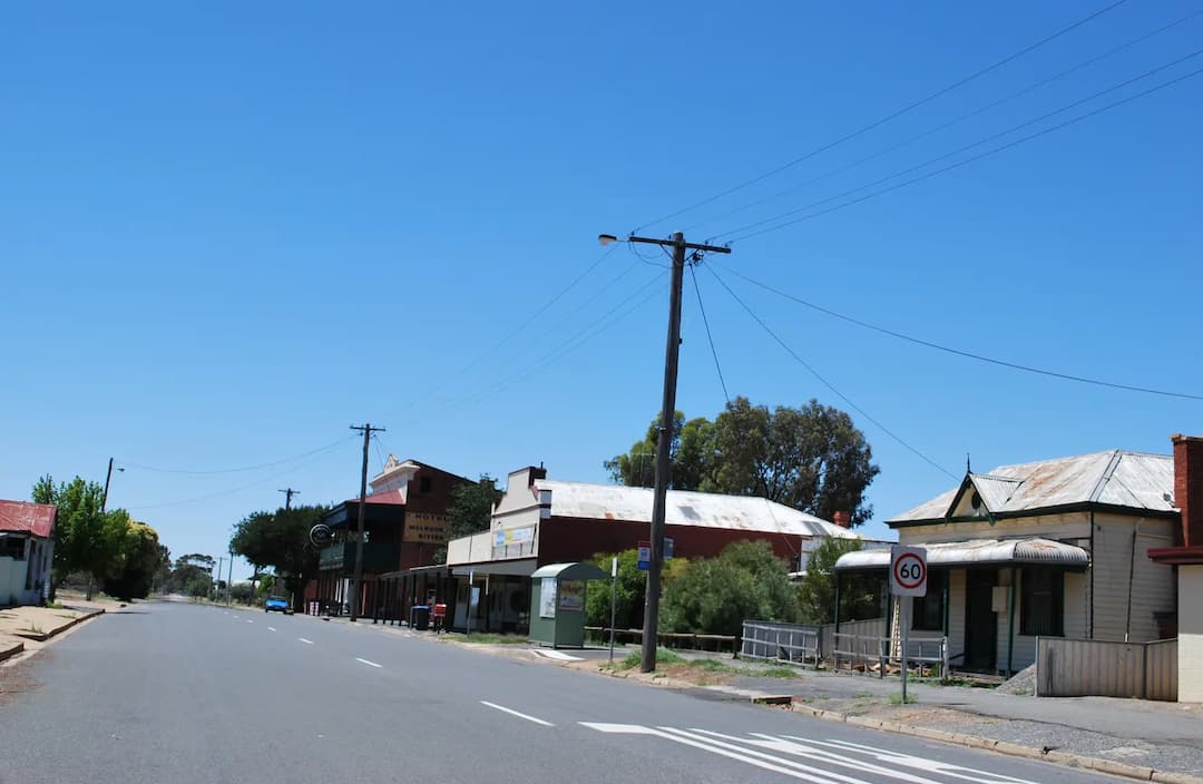 Korong Vale to Melbourne Airport (MEL) | Reliable Airport Transfer