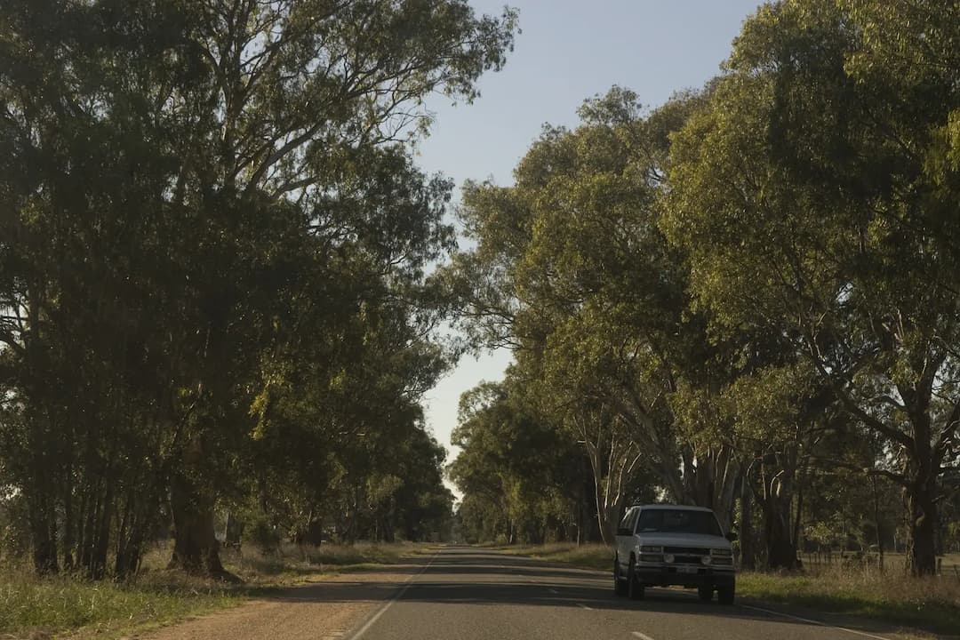 Laceby to Melbourne Airport (MEL) | Reliable Airport Transfer