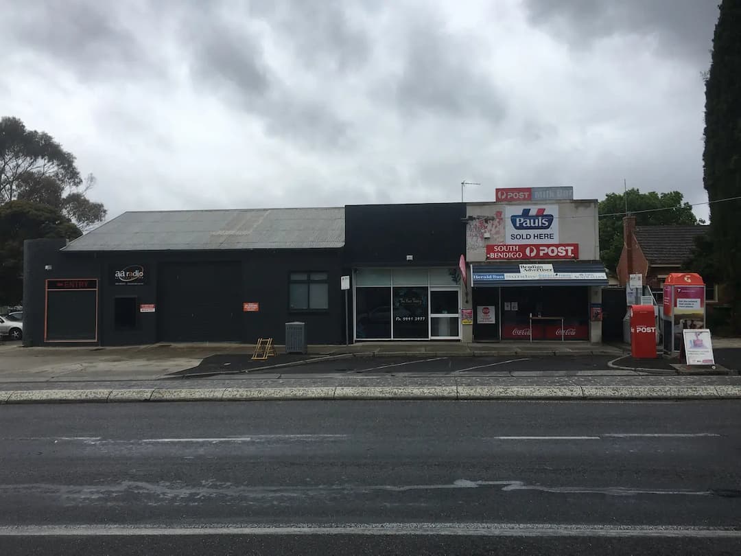 Flora Hill to Melbourne Airport (MEL) | Reliable Airport Transfer