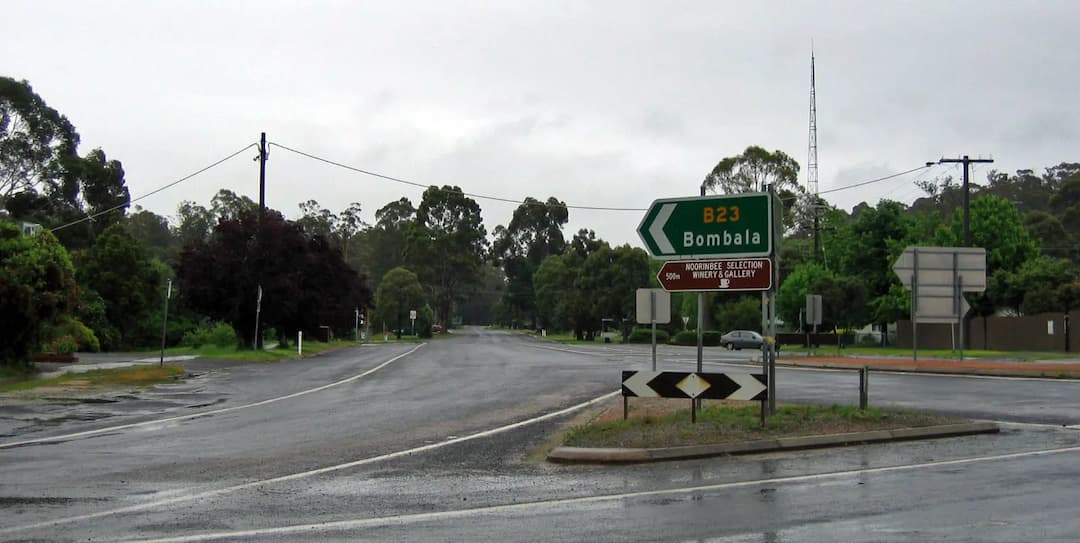 Noorinbee to Melbourne Airport (MEL) | Reliable Airport Transfer