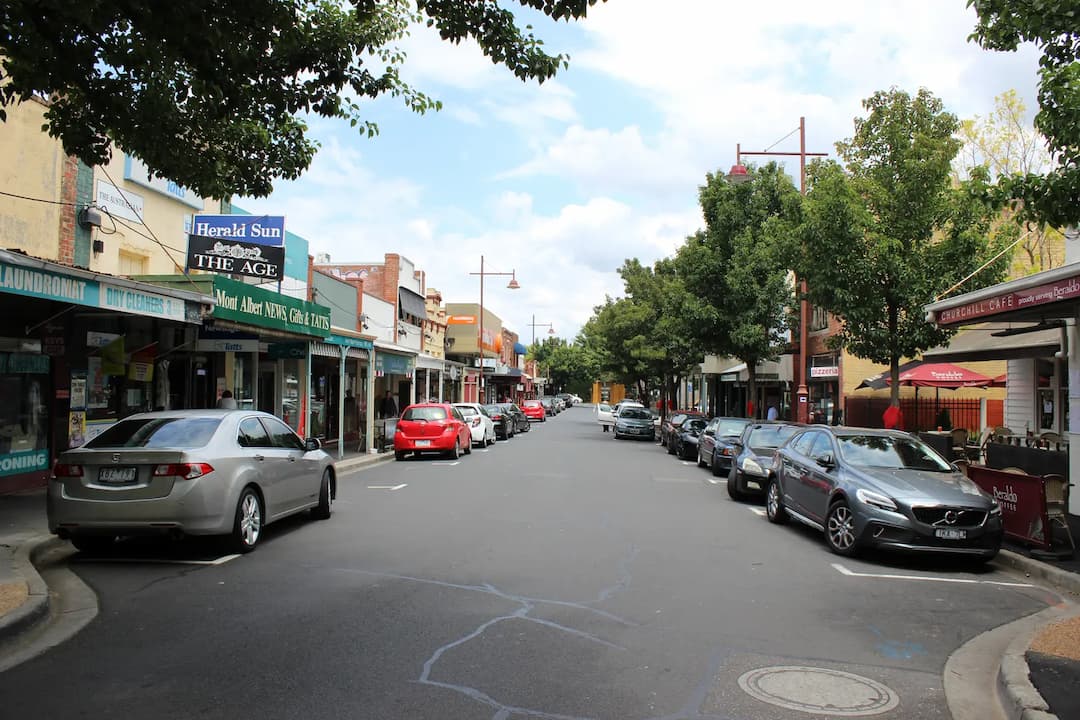Mont Albert to Melbourne Airport (MEL) | Reliable Airport Transfer