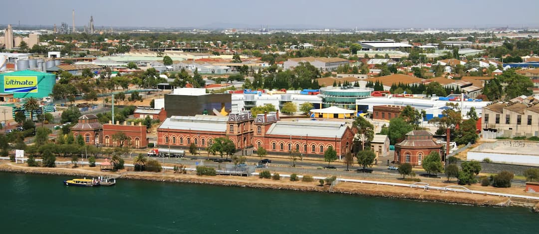 Spotswood to Melbourne Airport (MEL) | Reliable Airport Transfer