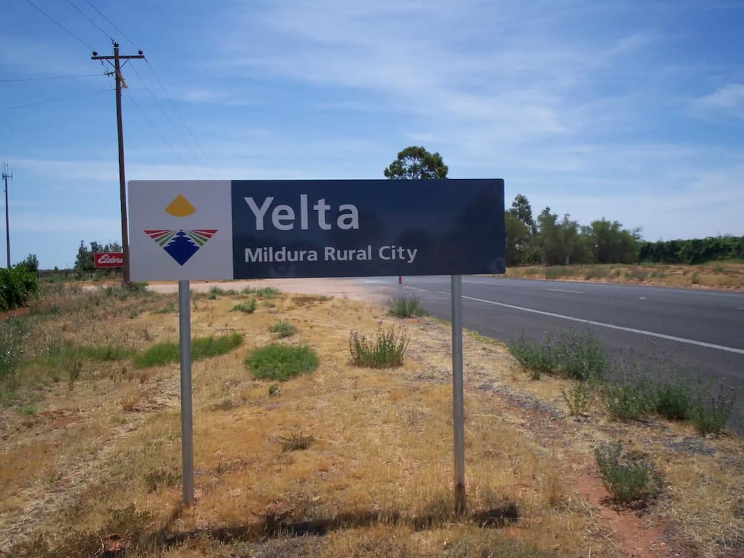Yelta to Melbourne Airport (MEL) | Reliable Airport Transfer