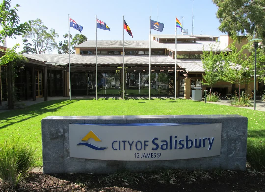 Salisbury West to Melbourne Airport (MEL) | Reliable Airport Transfer