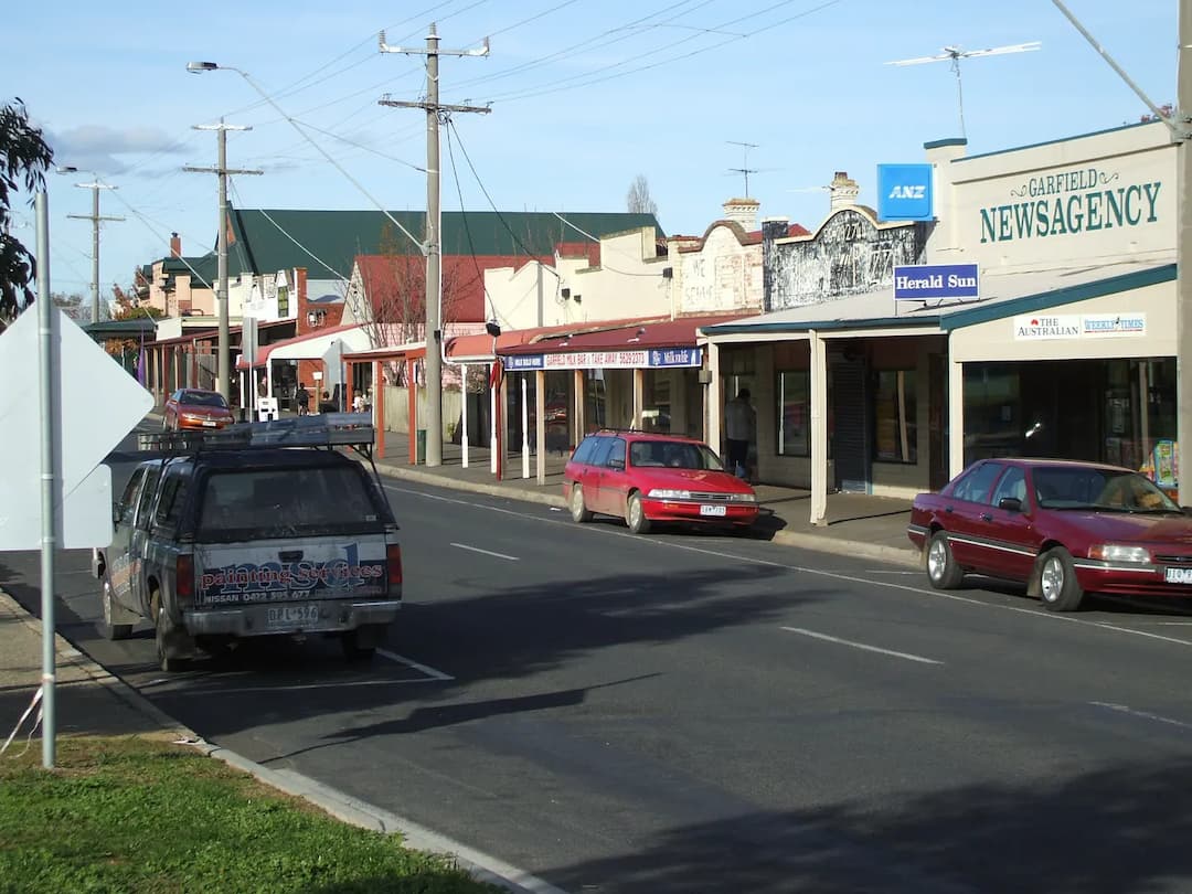 Garfield to Melbourne Airport (MEL) | Reliable Airport Transfer