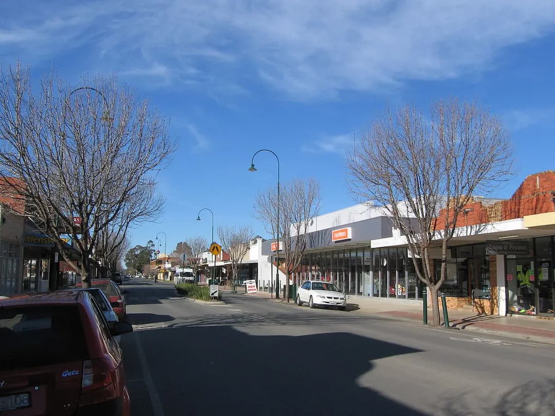 Tatura to Melbourne Airport (MEL) | Reliable Airport Transfer