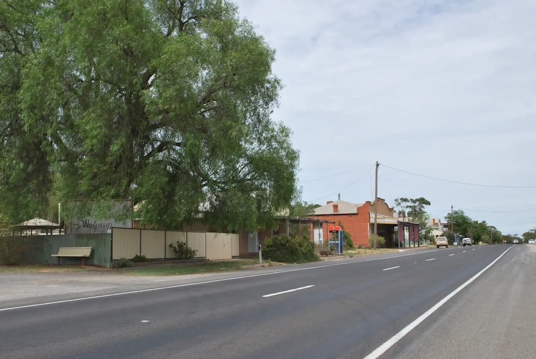 Walpeup to Melbourne Airport (MEL) | Reliable Airport Transfer