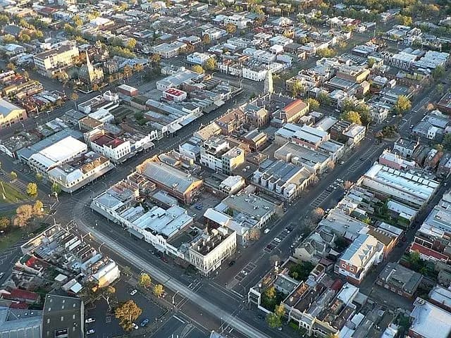 North Melbourne to Melbourne Airport (MEL) | Reliable Airport Transfer