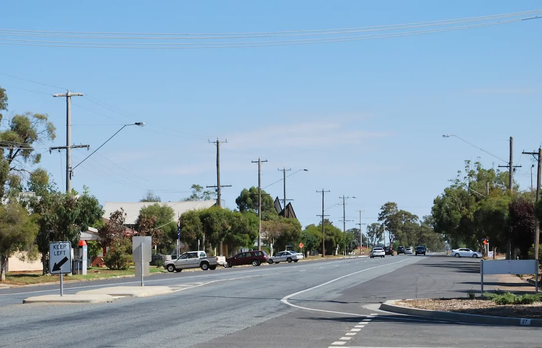 Wattville to Melbourne Airport (MEL) | Reliable Airport Transfer