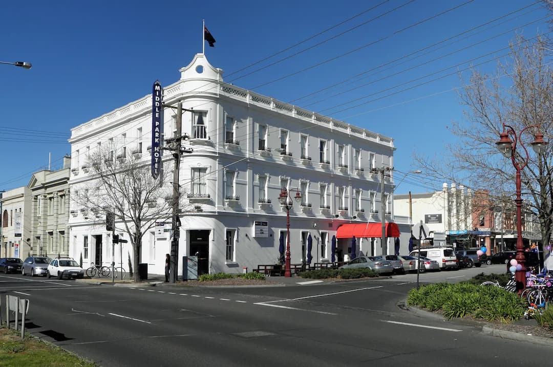 Middle Park to Melbourne Airport (MEL) | Reliable Airport Transfer