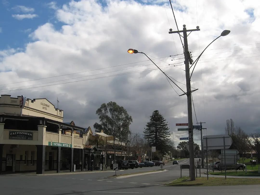 Murchison North to Melbourne Airport (MEL) | Reliable Airport Transfer