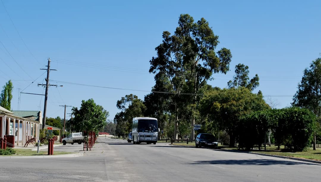 Koondrook to Melbourne Airport (MEL) | Reliable Airport Transfer