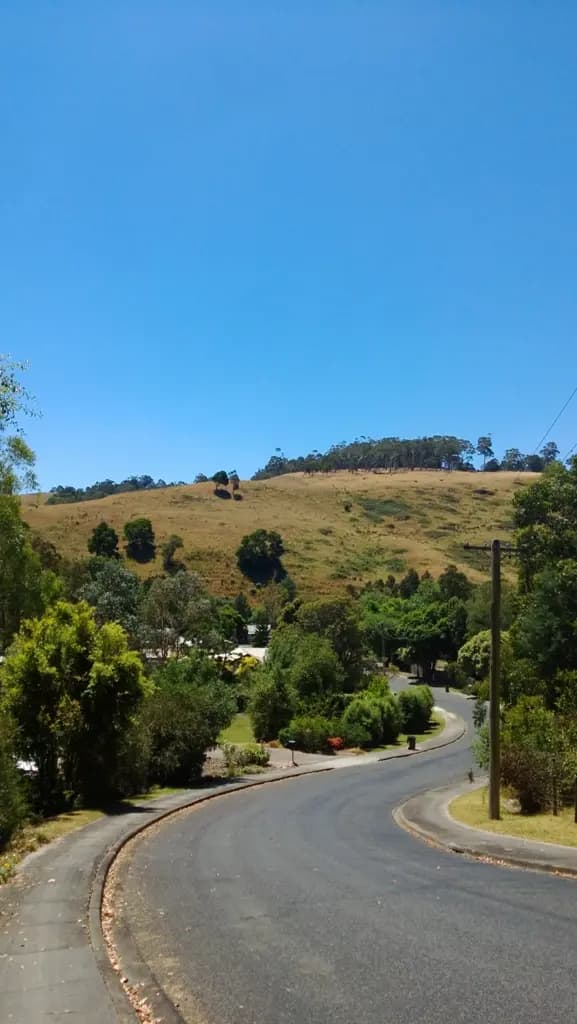 Yallourn North to Melbourne Airport (MEL) | Reliable Airport Transfer