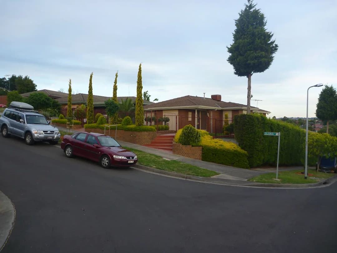 Endeavour Hills to Melbourne Airport (MEL) | Reliable Airport Transfer