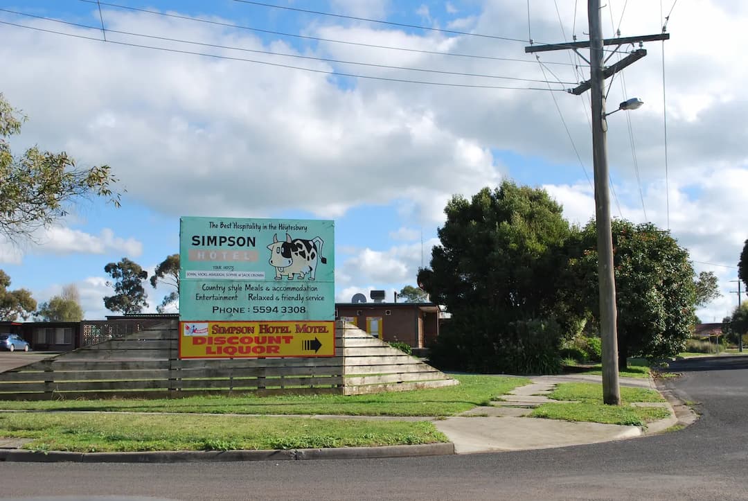 Simpsons Creek to Melbourne Airport (MEL) | Reliable Airport Transfer