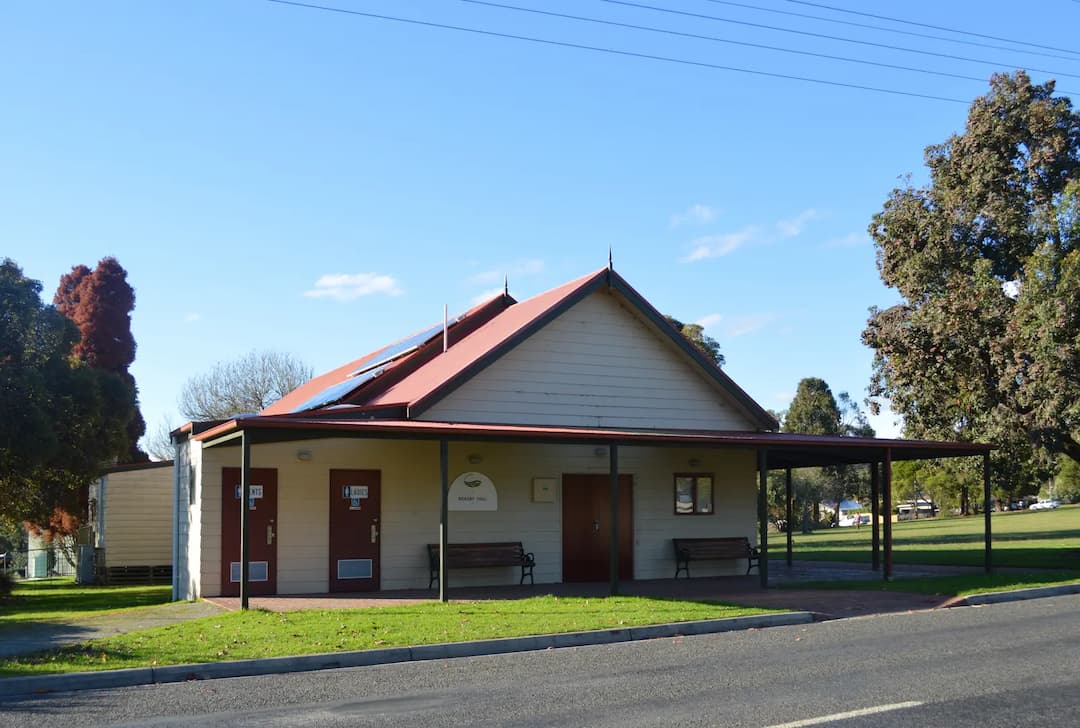 Rokeby to Melbourne Airport (MEL) | Reliable Airport Transfer