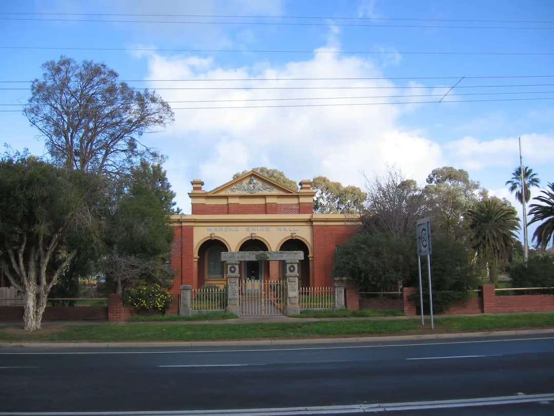 Marong to Melbourne Airport (MEL) | Reliable Airport Transfer