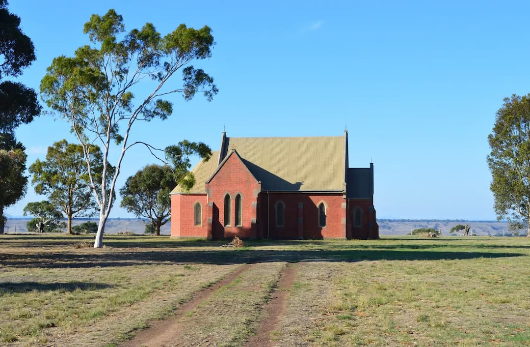 Tahara West to Melbourne Airport (MEL) | Reliable Airport Transfer