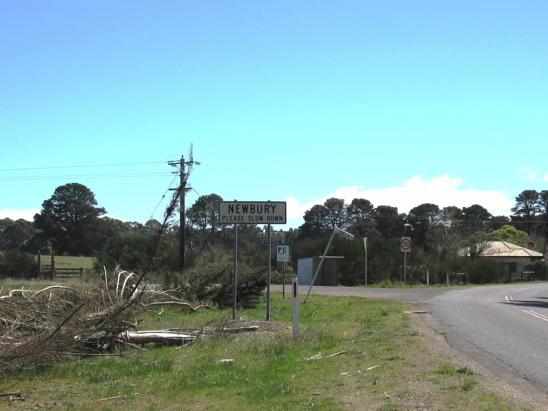 Newbury to Melbourne Airport (MEL) | Reliable Airport Transfer