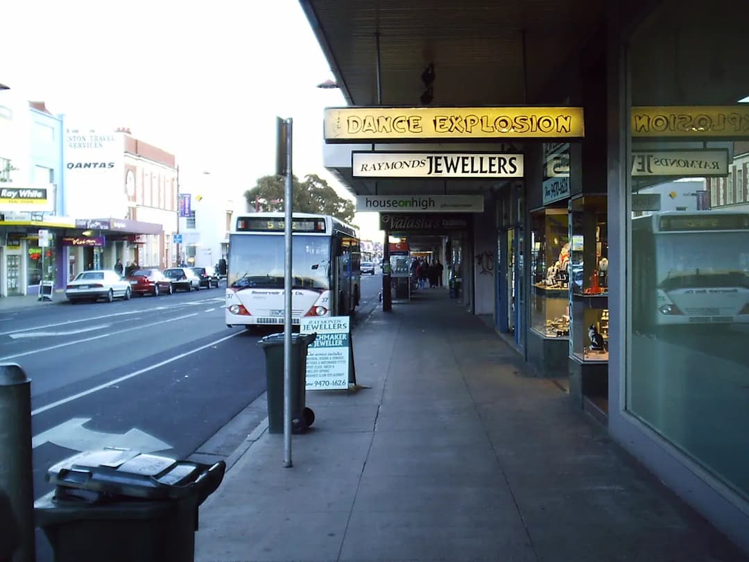 Preston to Melbourne Airport (MEL) | Reliable Airport Transfer