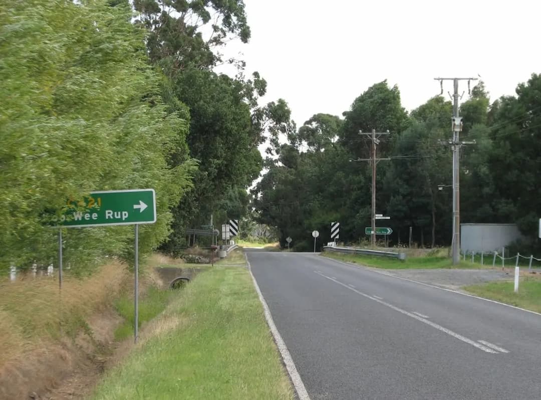 Modella to Melbourne Airport (MEL) | Reliable Airport Transfer